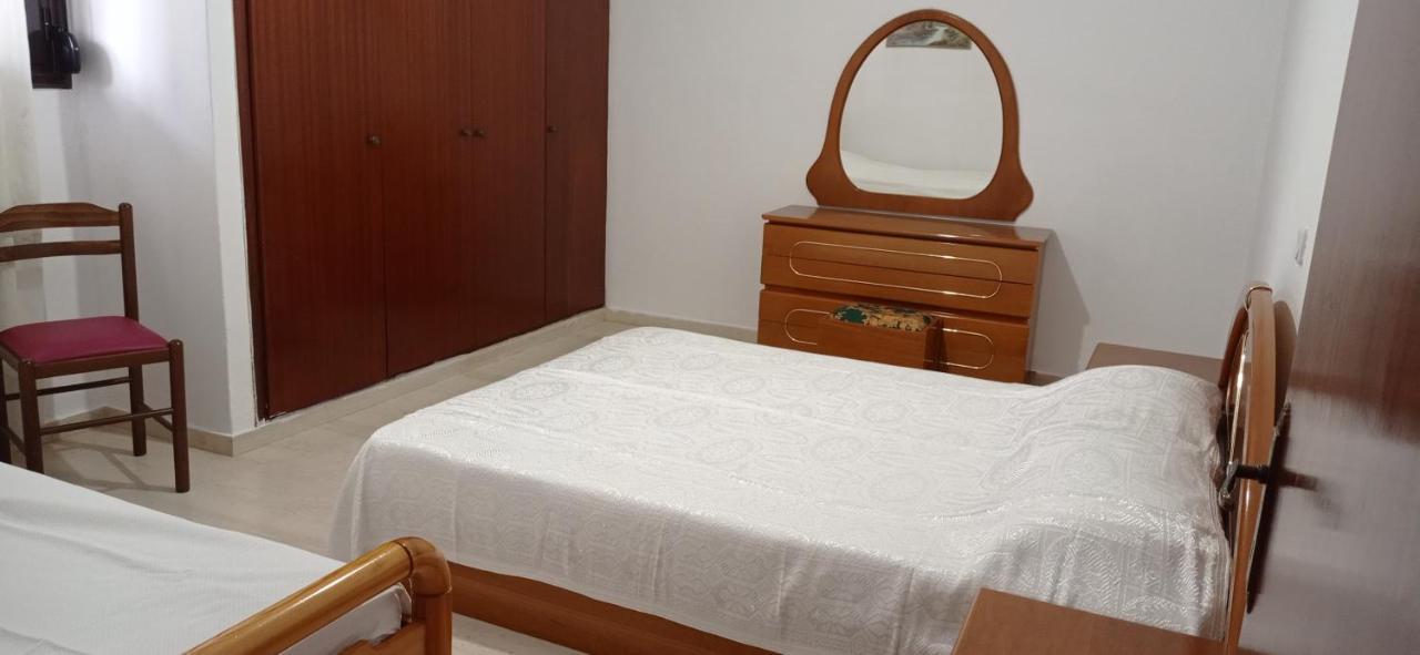 Ευρύχωρο Και Άνετο Διαμέρισμα Στην Ιτέα Joanna'S Apartment Kirra ภายนอก รูปภาพ