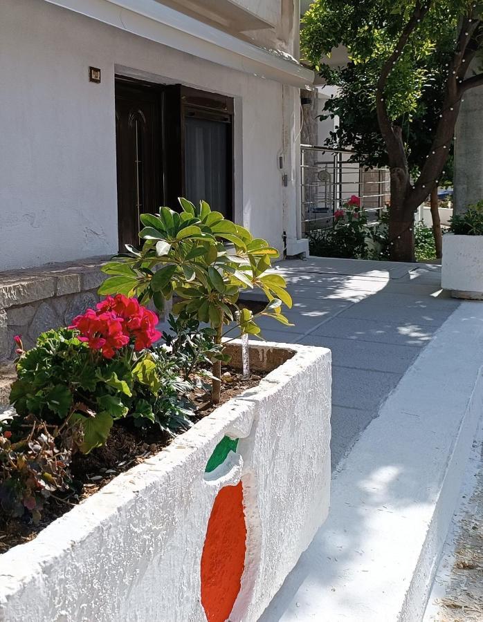 Ευρύχωρο Και Άνετο Διαμέρισμα Στην Ιτέα Joanna'S Apartment Kirra ภายนอก รูปภาพ