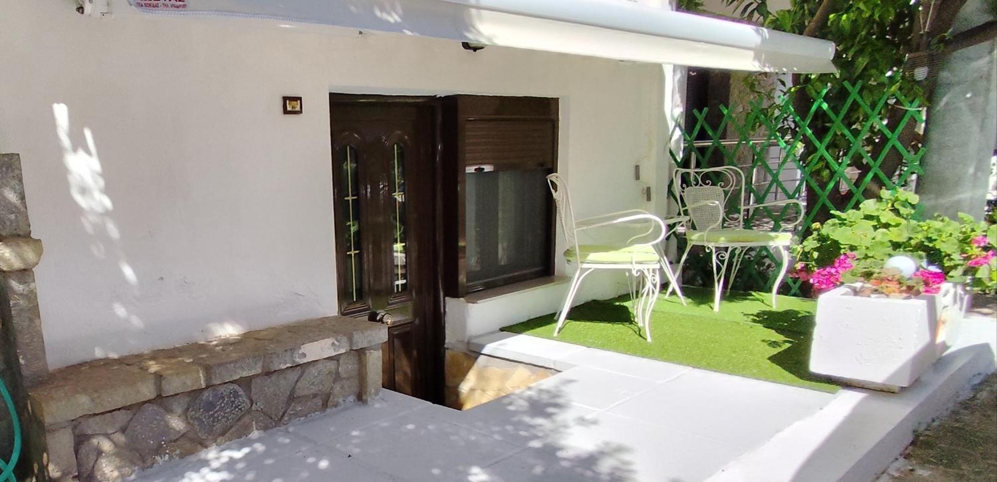 Ευρύχωρο Και Άνετο Διαμέρισμα Στην Ιτέα Joanna'S Apartment Kirra ภายนอก รูปภาพ